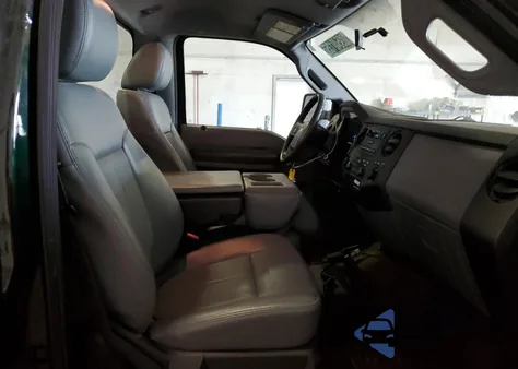 2015 Ford F350 Super Duty z USA, uszkodzony, nr VIN 1FTBF3B62FEC83765